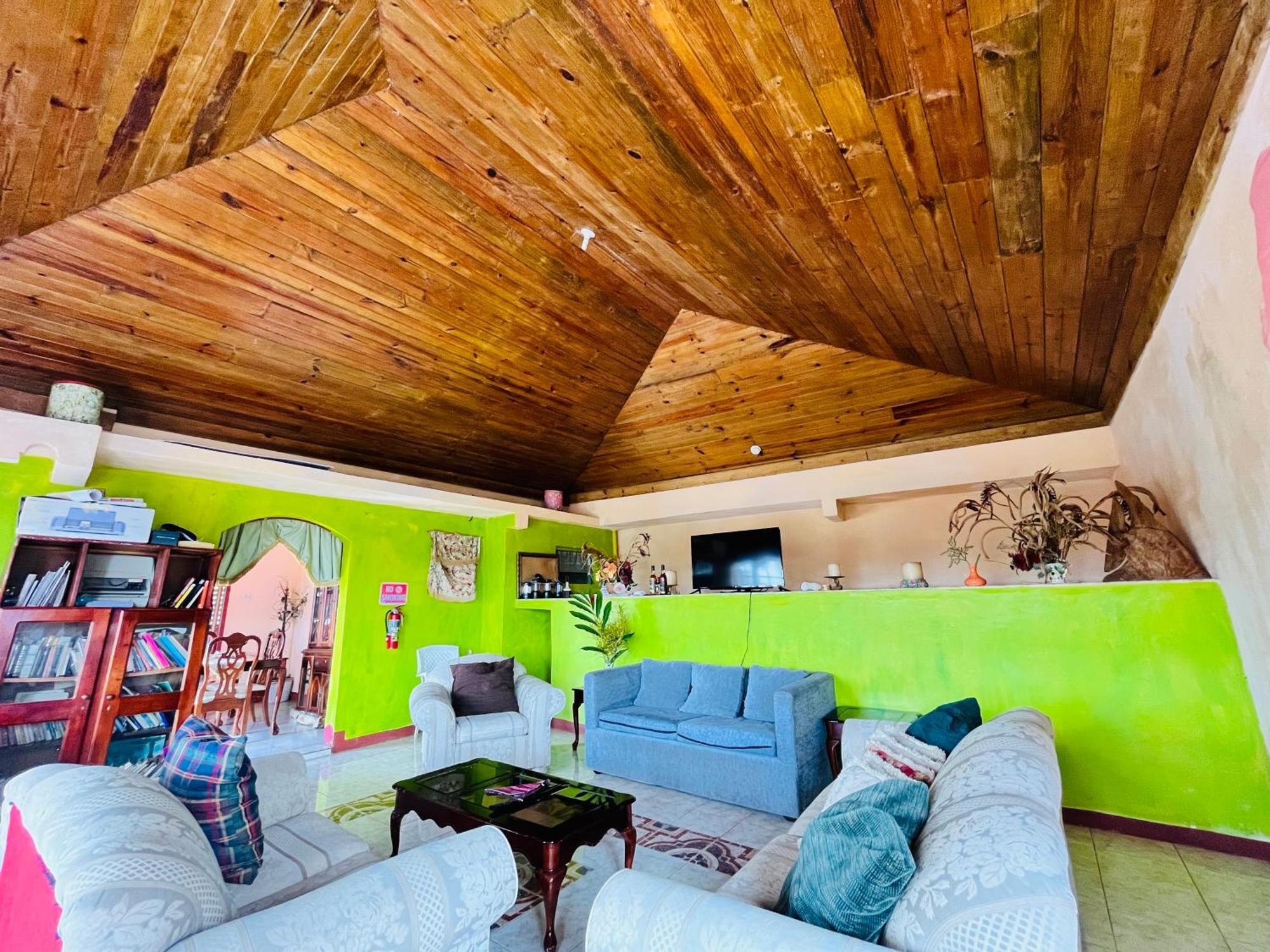 Nine Miles Cultural Hangouts And Tours Stepney Ngoại thất bức ảnh